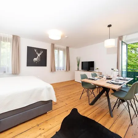 Kreuzwirt Am Rosenberg Graz