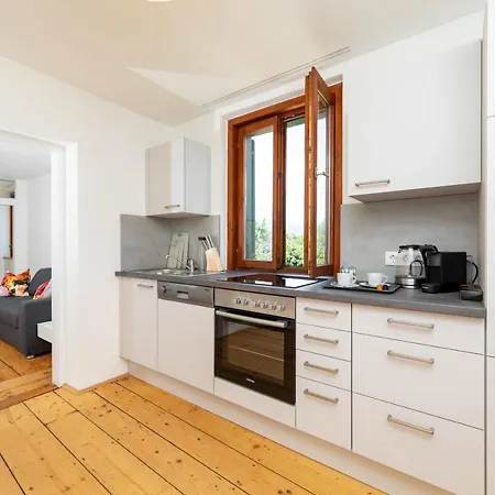 Am Rosenberg Apartman *