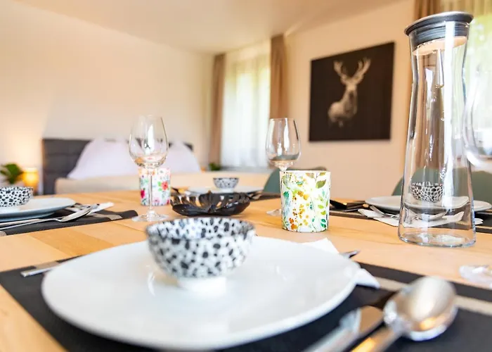 Kreuzwirt Am Rosenberg Apartamento *